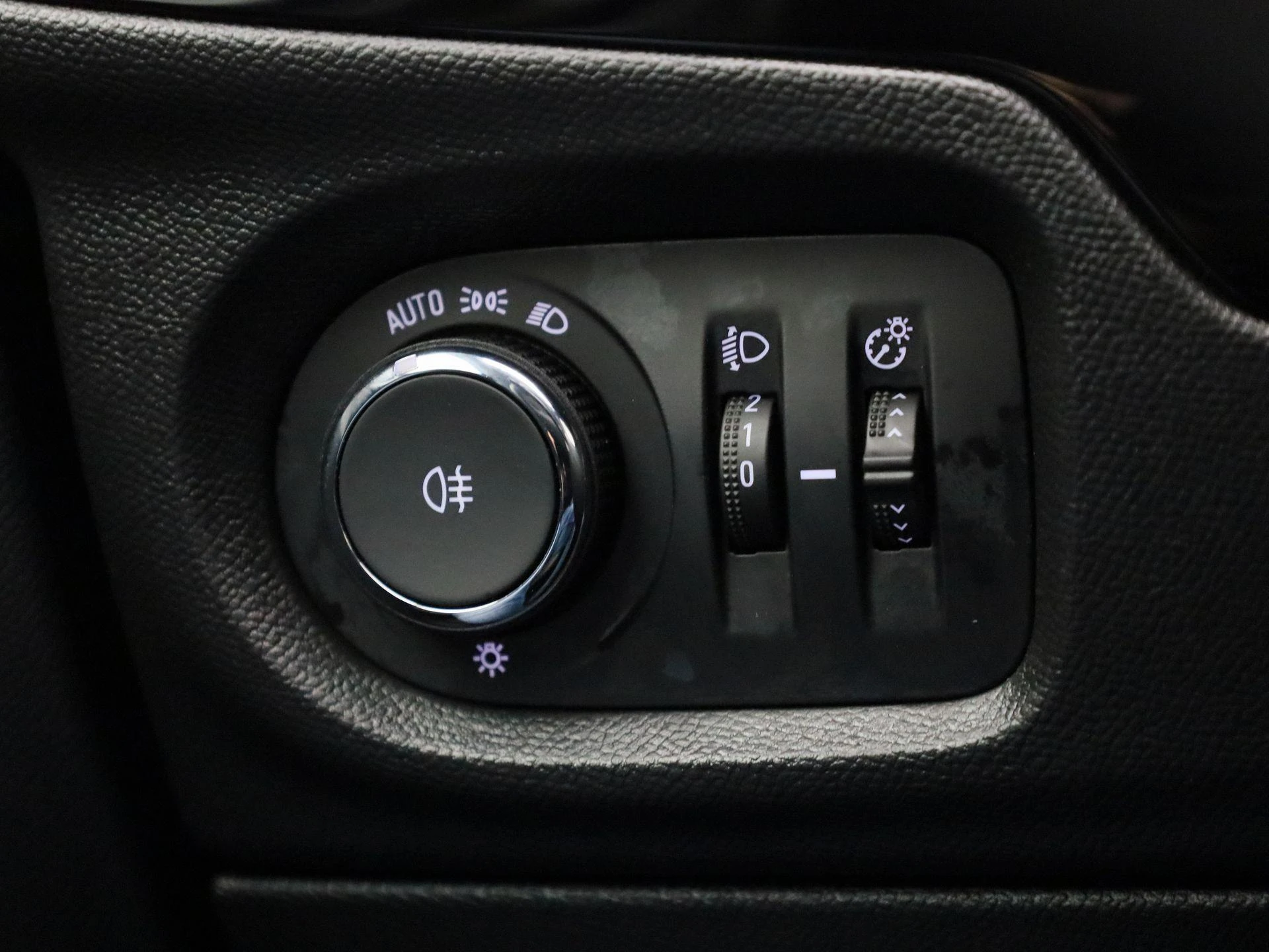 Opel-Corsa-image-19