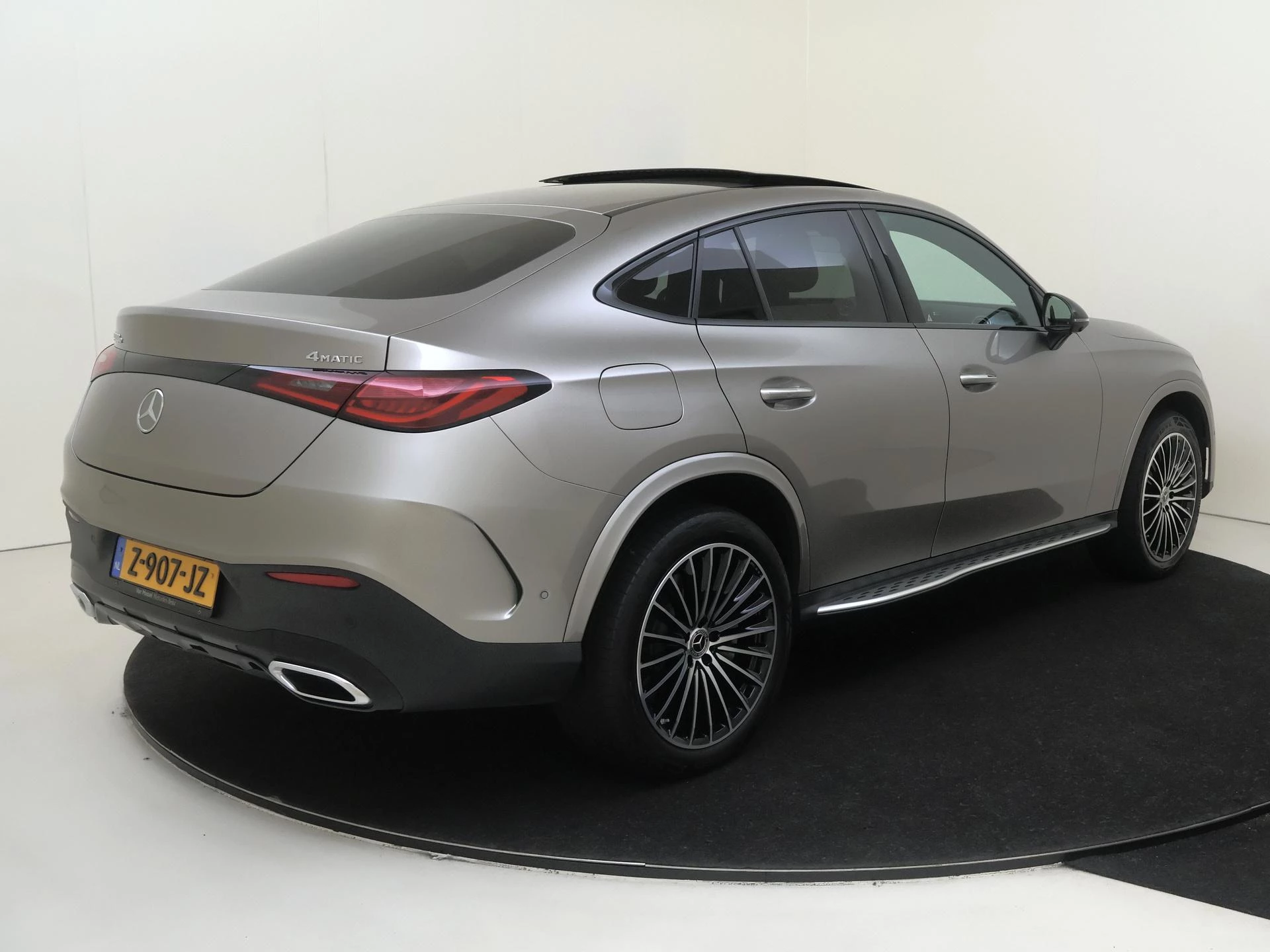 Mercedes-Benz GLC Coupé 400e 4MATIC AMG Line