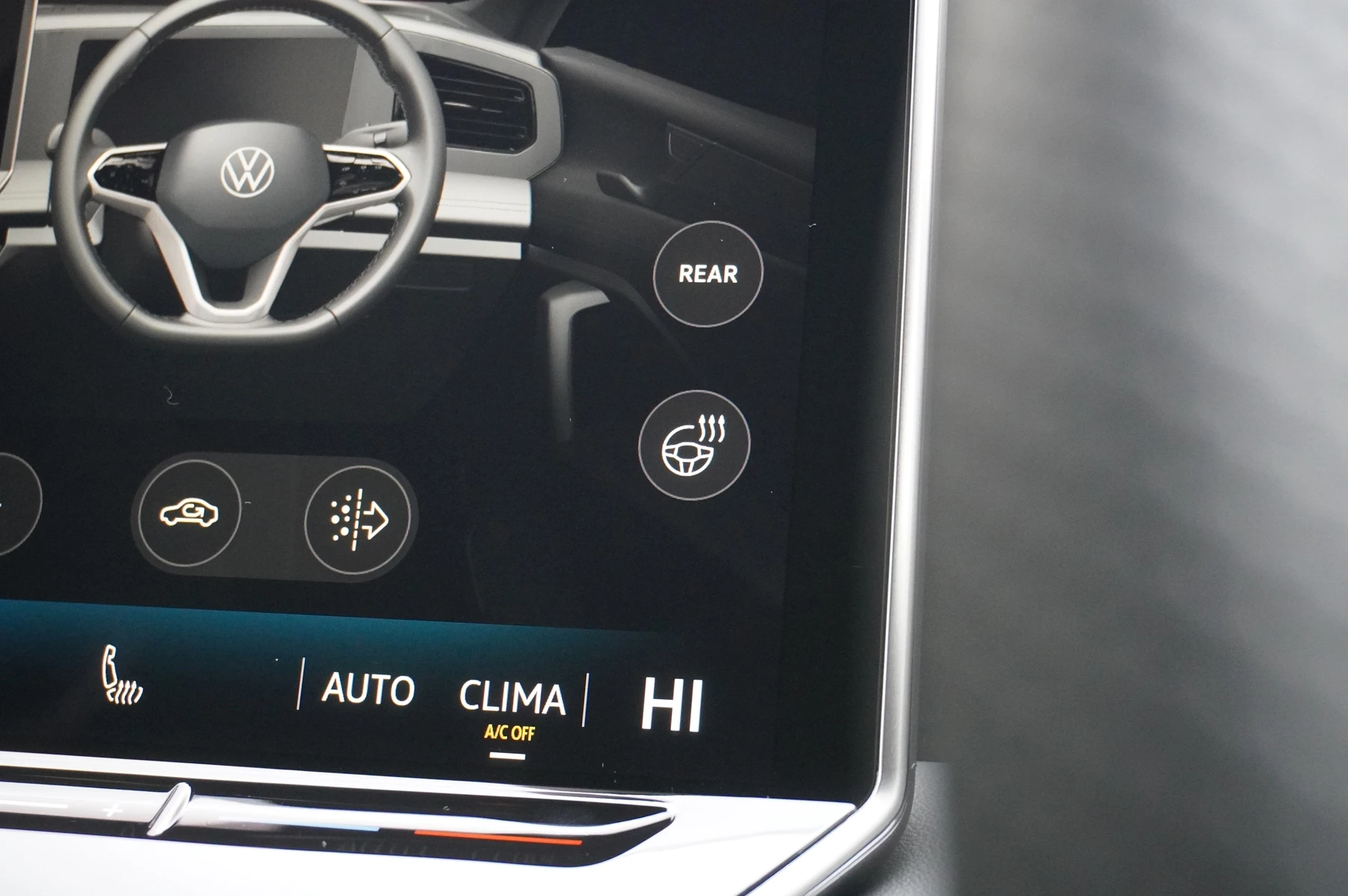 Volkswagen-Tiguan-image-42