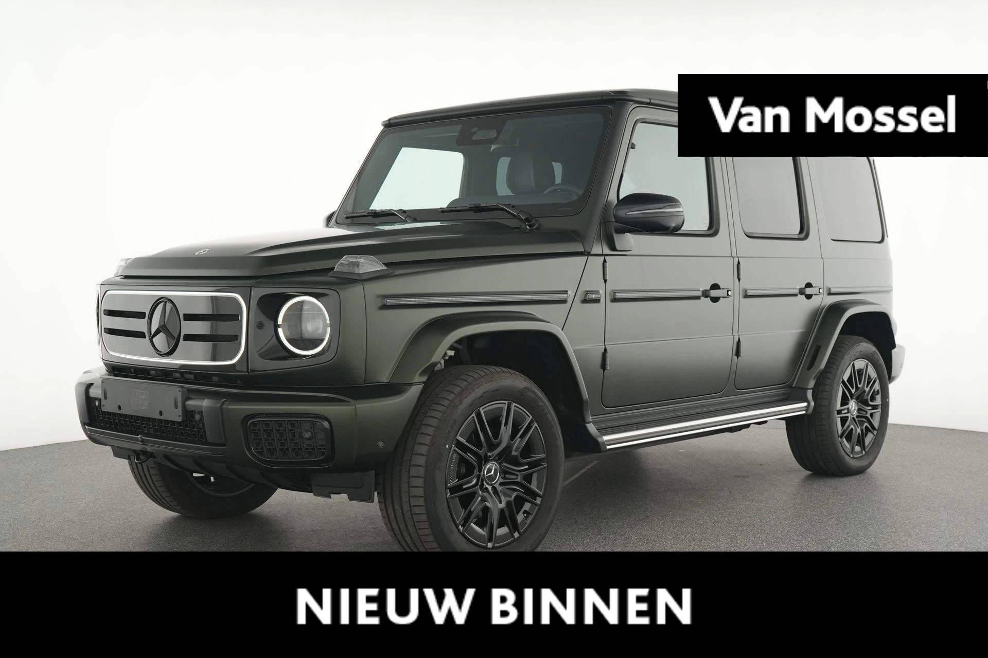 Mercedes-Benz-G-Klasse-image-0