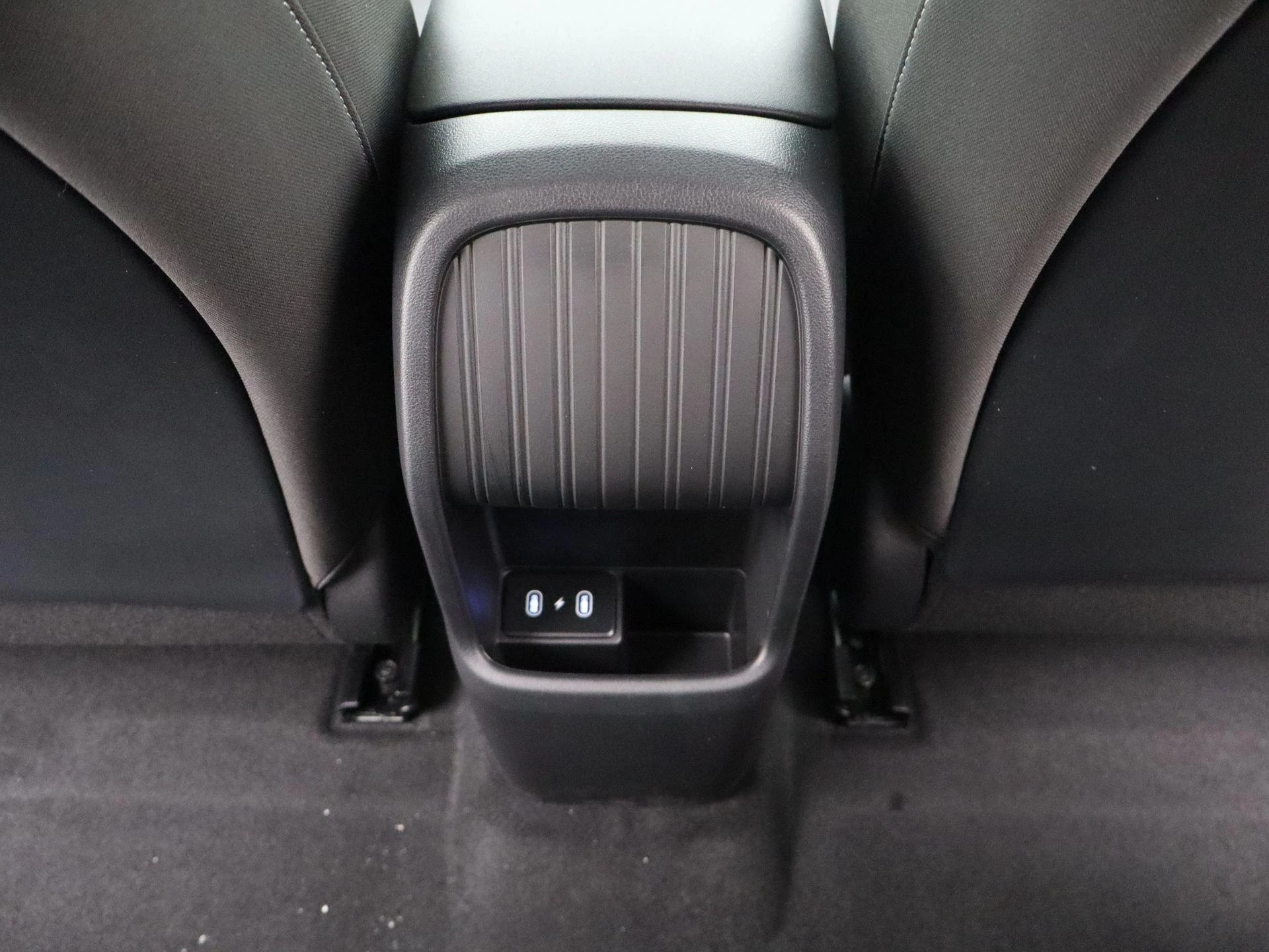Hyundai-Kona-image-34