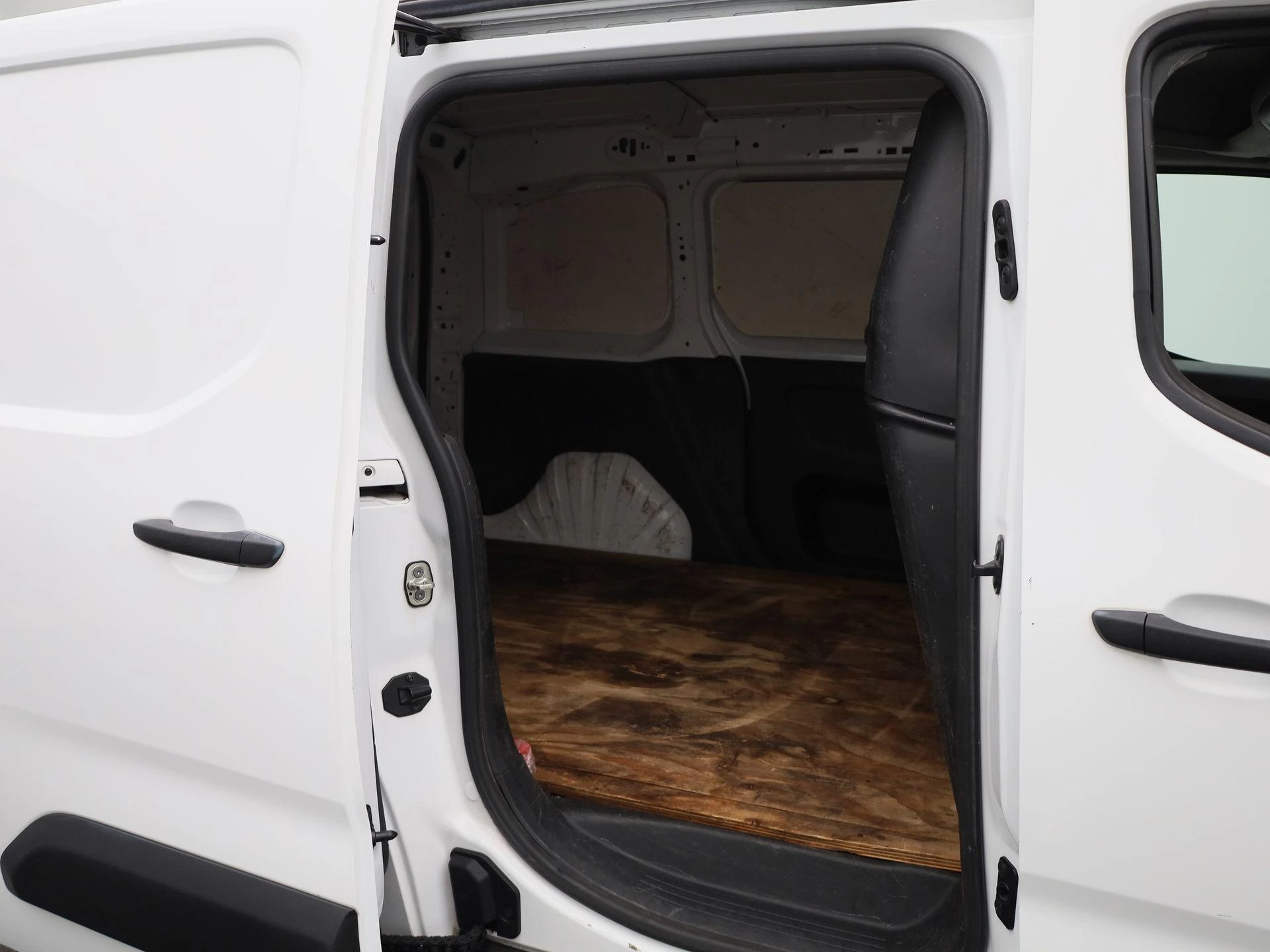 Opel-Combo-image-11