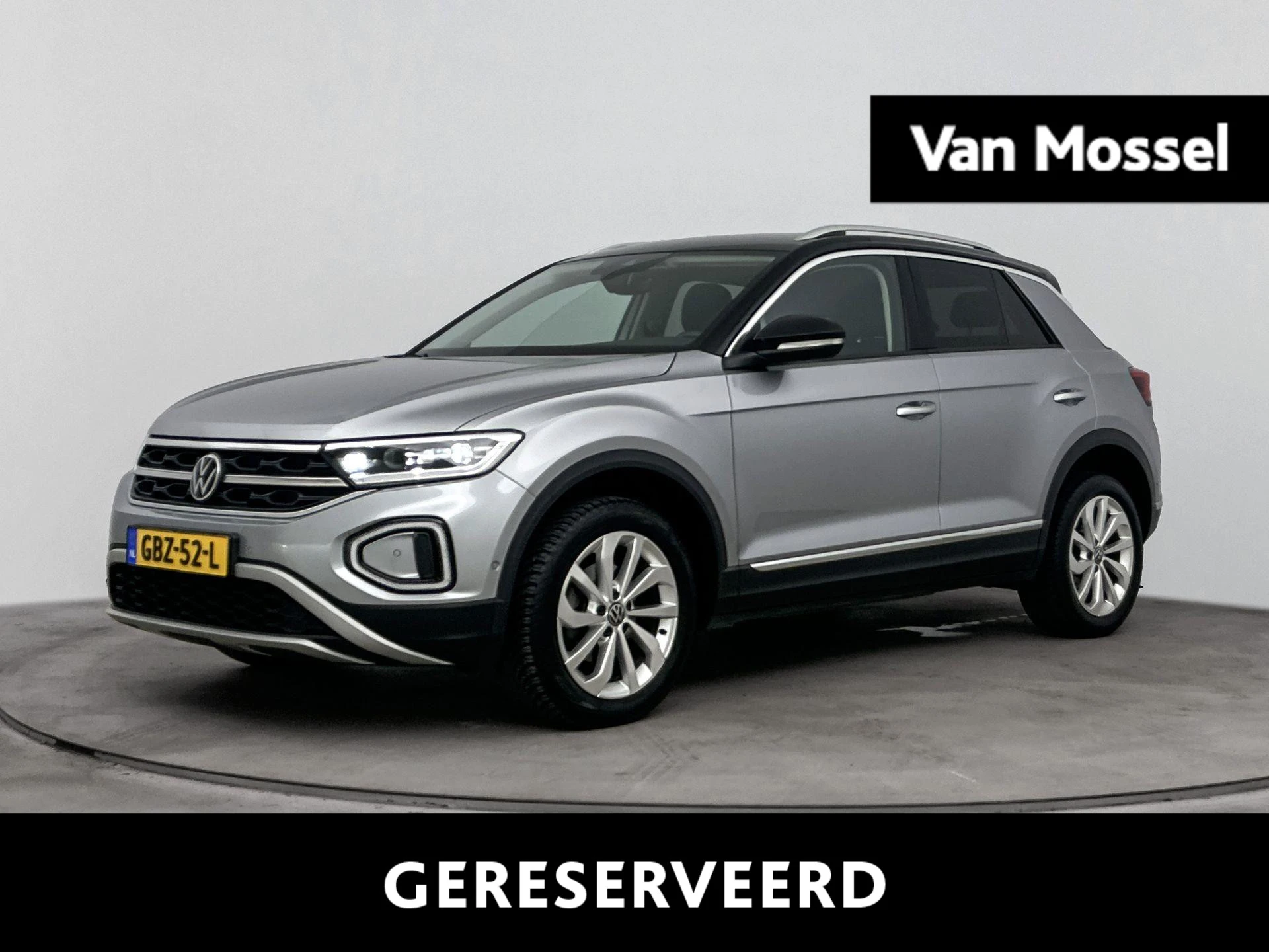 Volkswagen-T-Roc-image-0