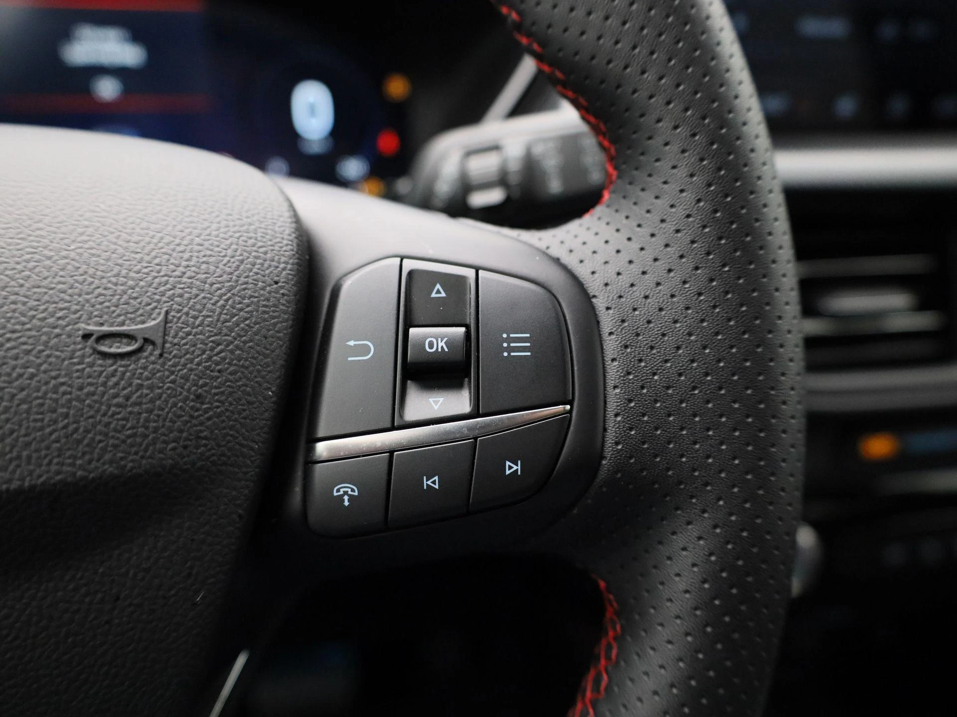Ford-Kuga-image-17