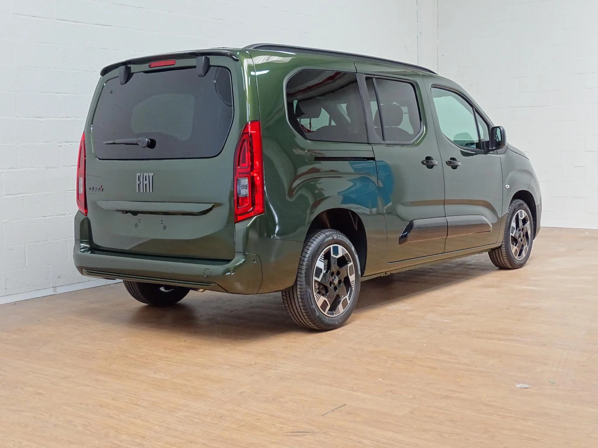 Fiat Qubo L 1.5 BlueHDI 130 S&S AT La Prima Long 7 seats gps+c