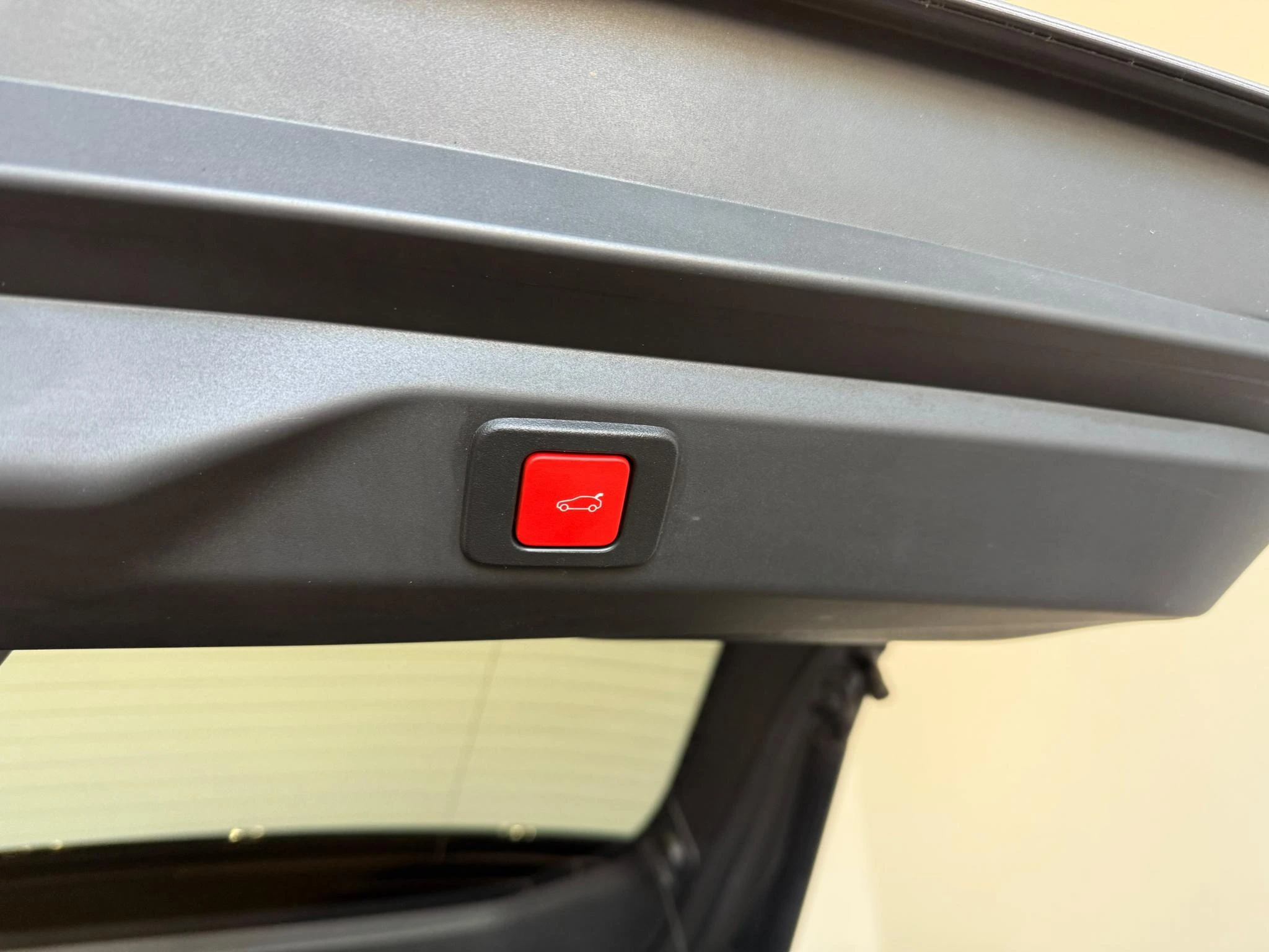 Peugeot-e-3008-image-31