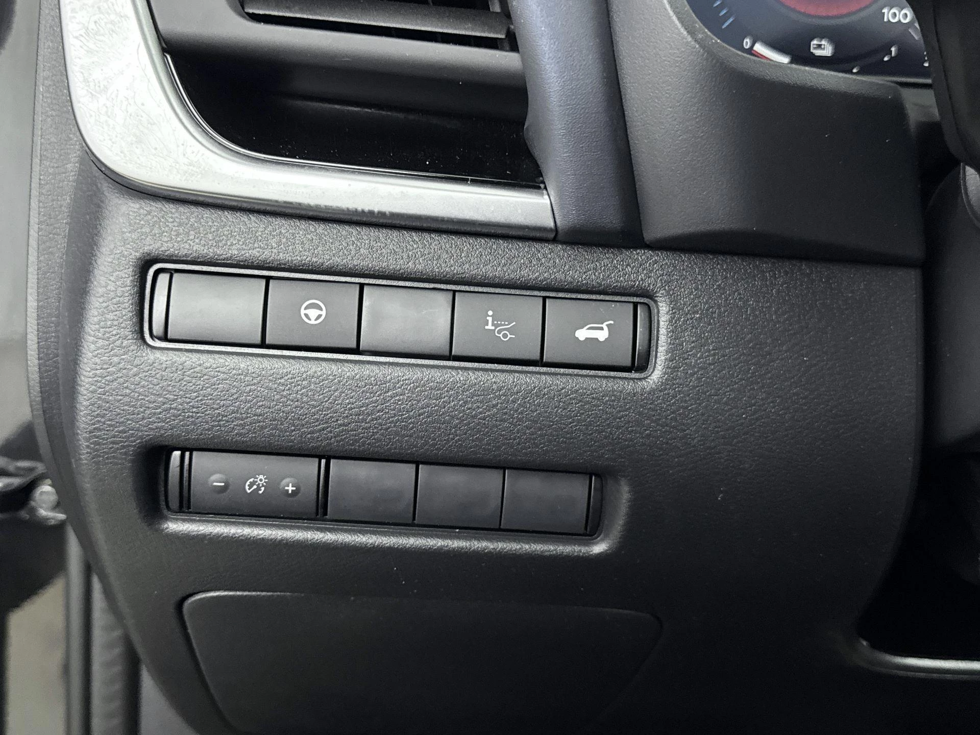 Nissan-QASHQAI-image-29
