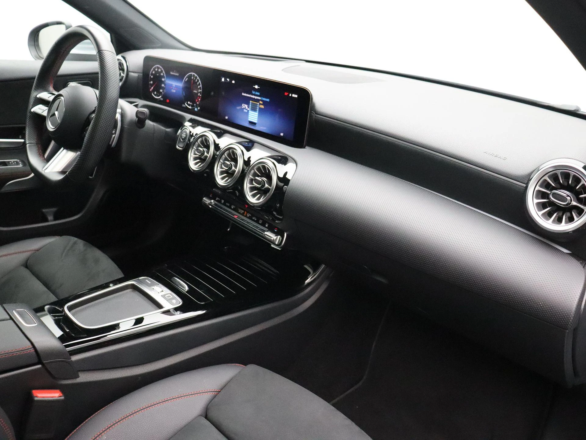 Mercedes-Benz-Classe A-image-23