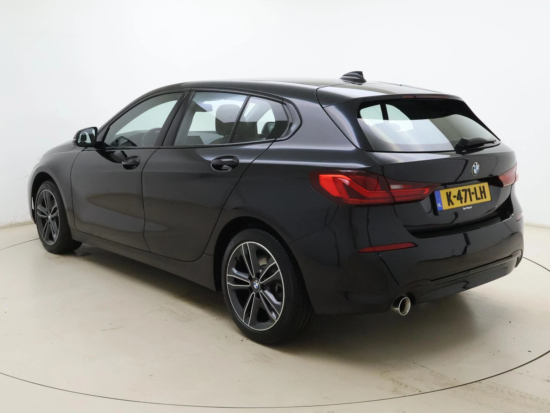 BMW-1 Serie-image-6