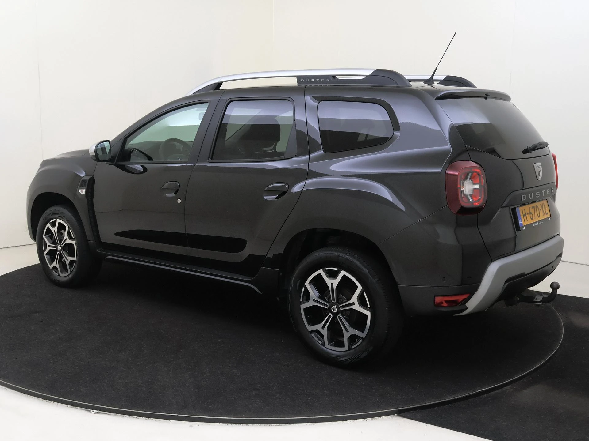Dacia-Duster-image-4