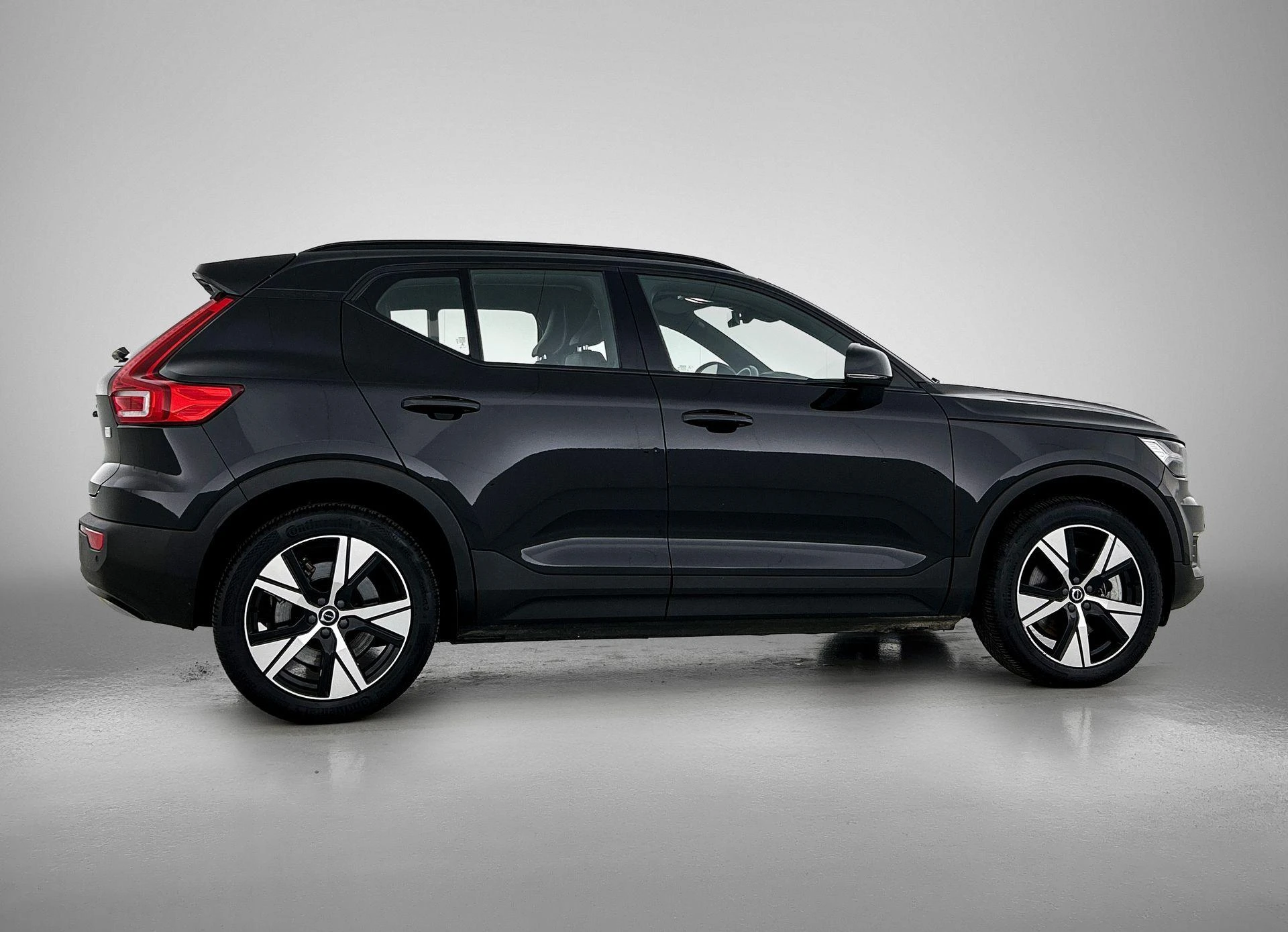 Volvo-XC40-image-3
