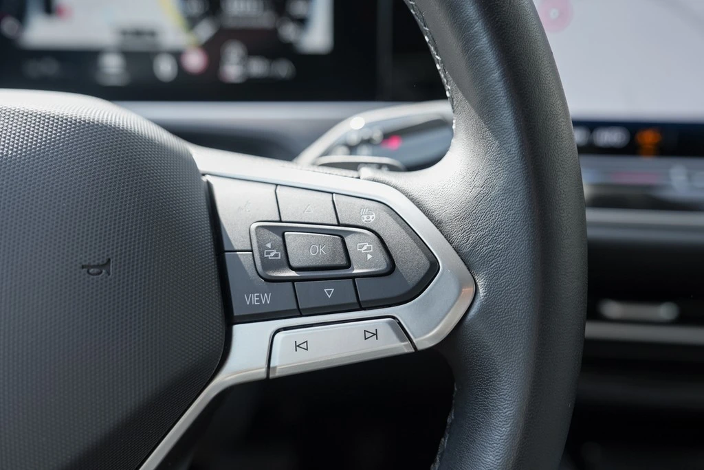 Volkswagen-Passat-image-14