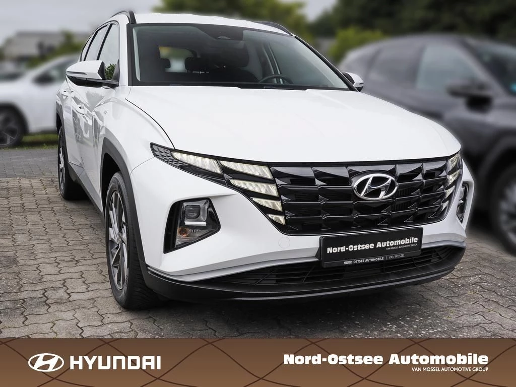 Hyundai Tucson 1.6 T-GDI SELECT 2WD SHZ LHZ NAVI KAMERATL TUCSON 1.6 T-GDI SELECT 2WD SHZ LHZ NAVI KAMERA