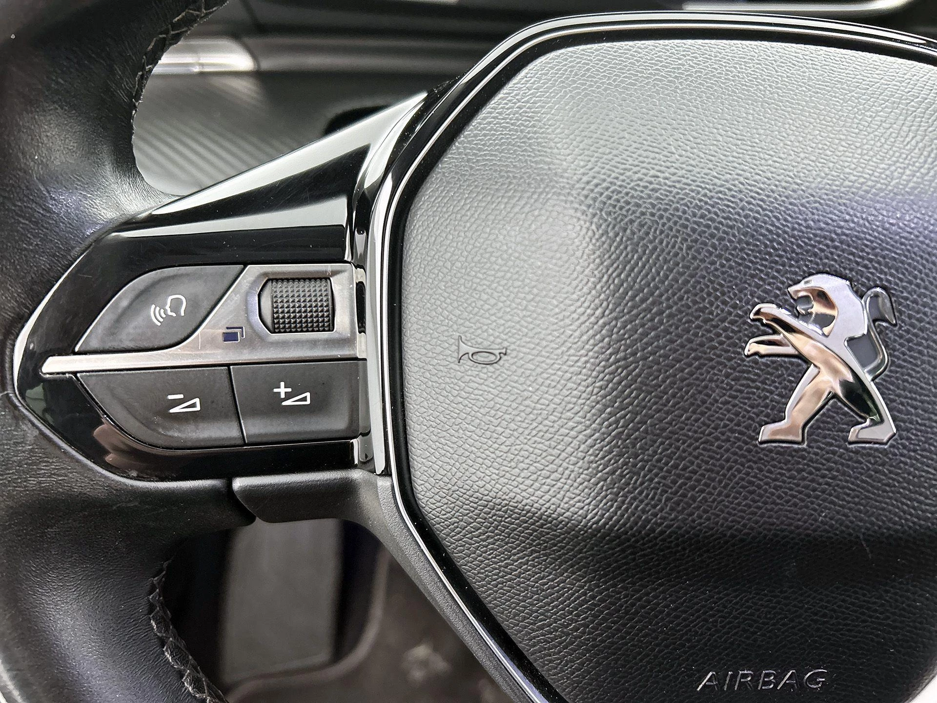 Peugeot-508-image-29