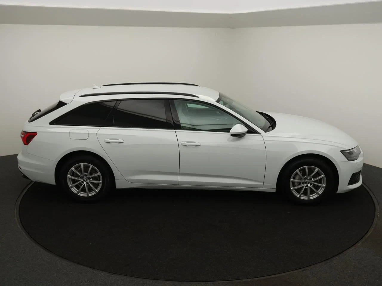 Audi-A6-image-5