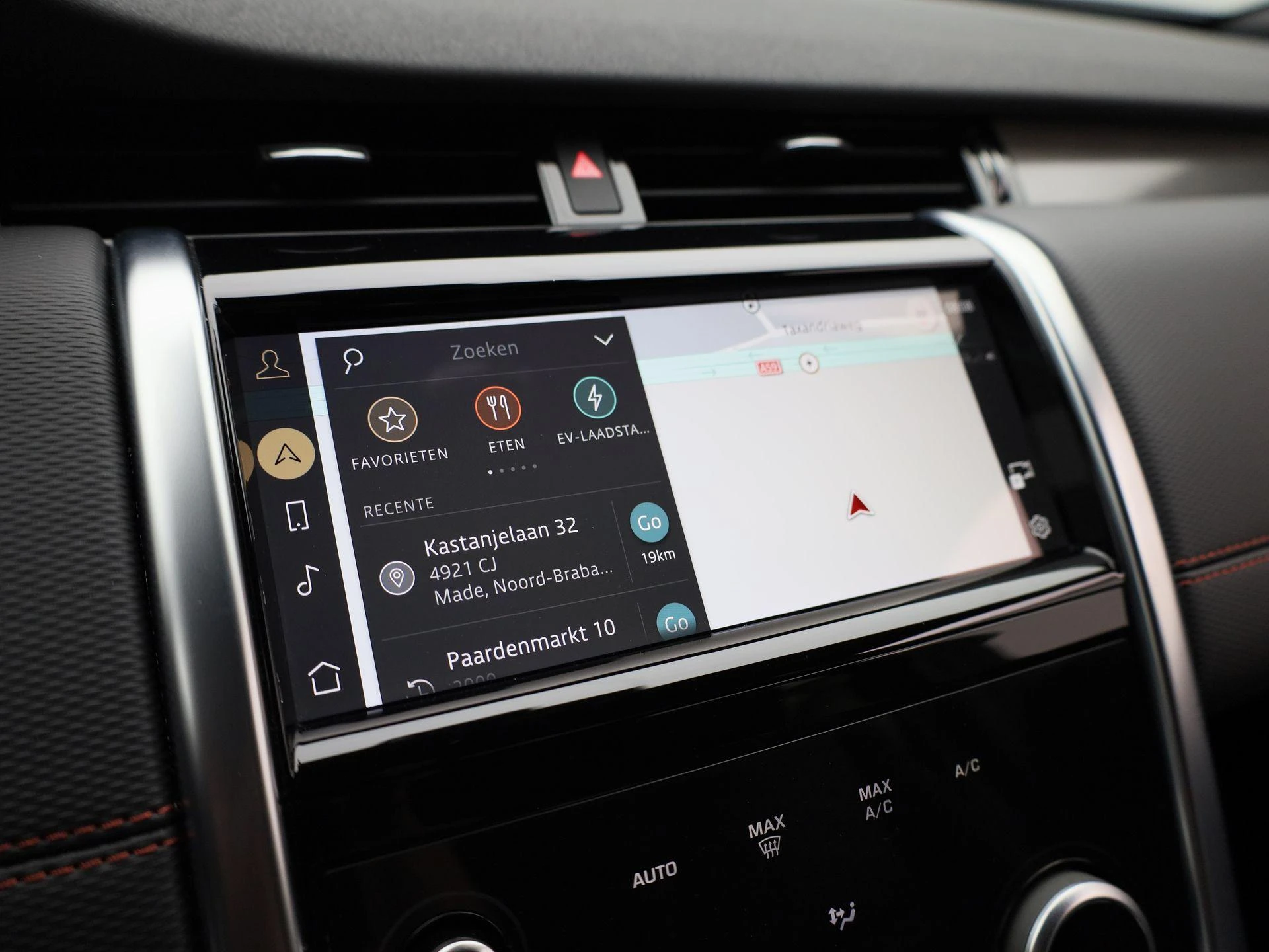 Land Rover-Discovery Sport-image-27