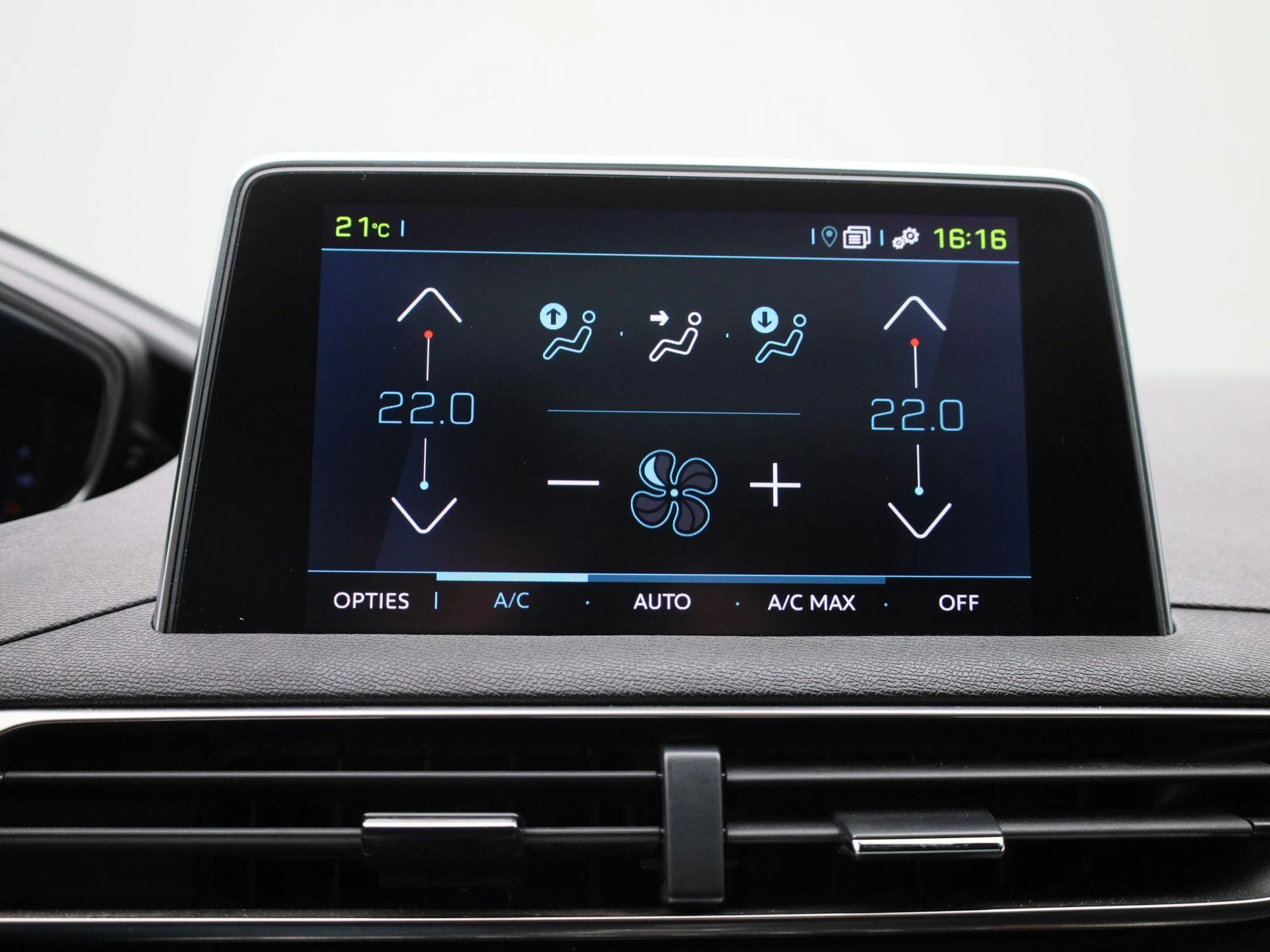 Peugeot-3008-image-22
