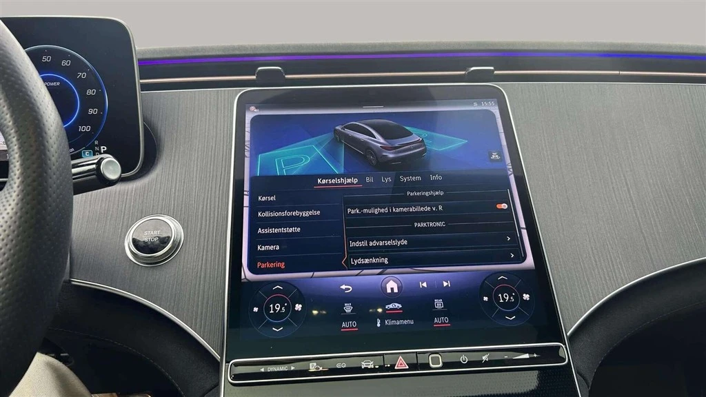 Mercedes-Benz-EQE-image-22
