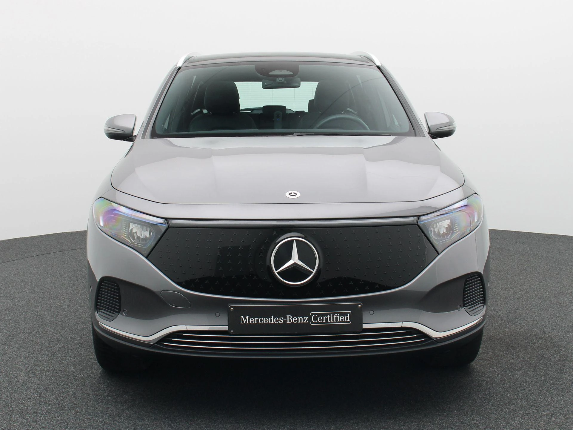 Mercedes-Benz EQA 250+ Business Line + PANO DAK + CARPLAY + CAMERA +