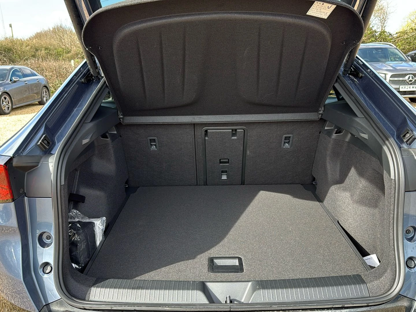 CUPRA-Tavascan-image-14