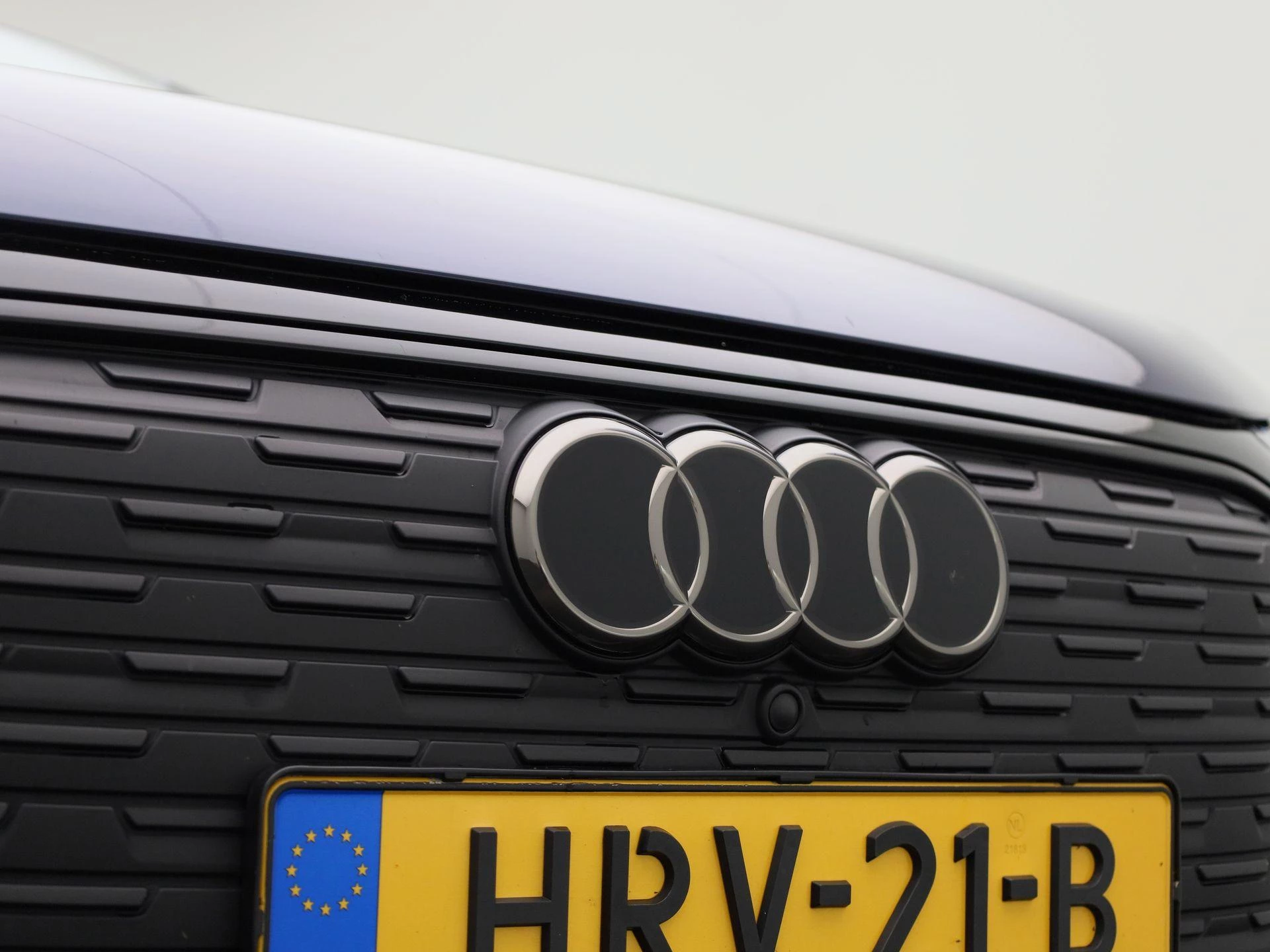 Audi-Q4 e-tron-image-42