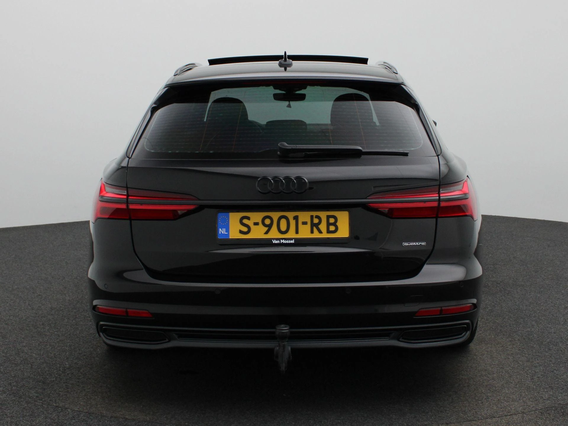 Audi-A6-image-4
