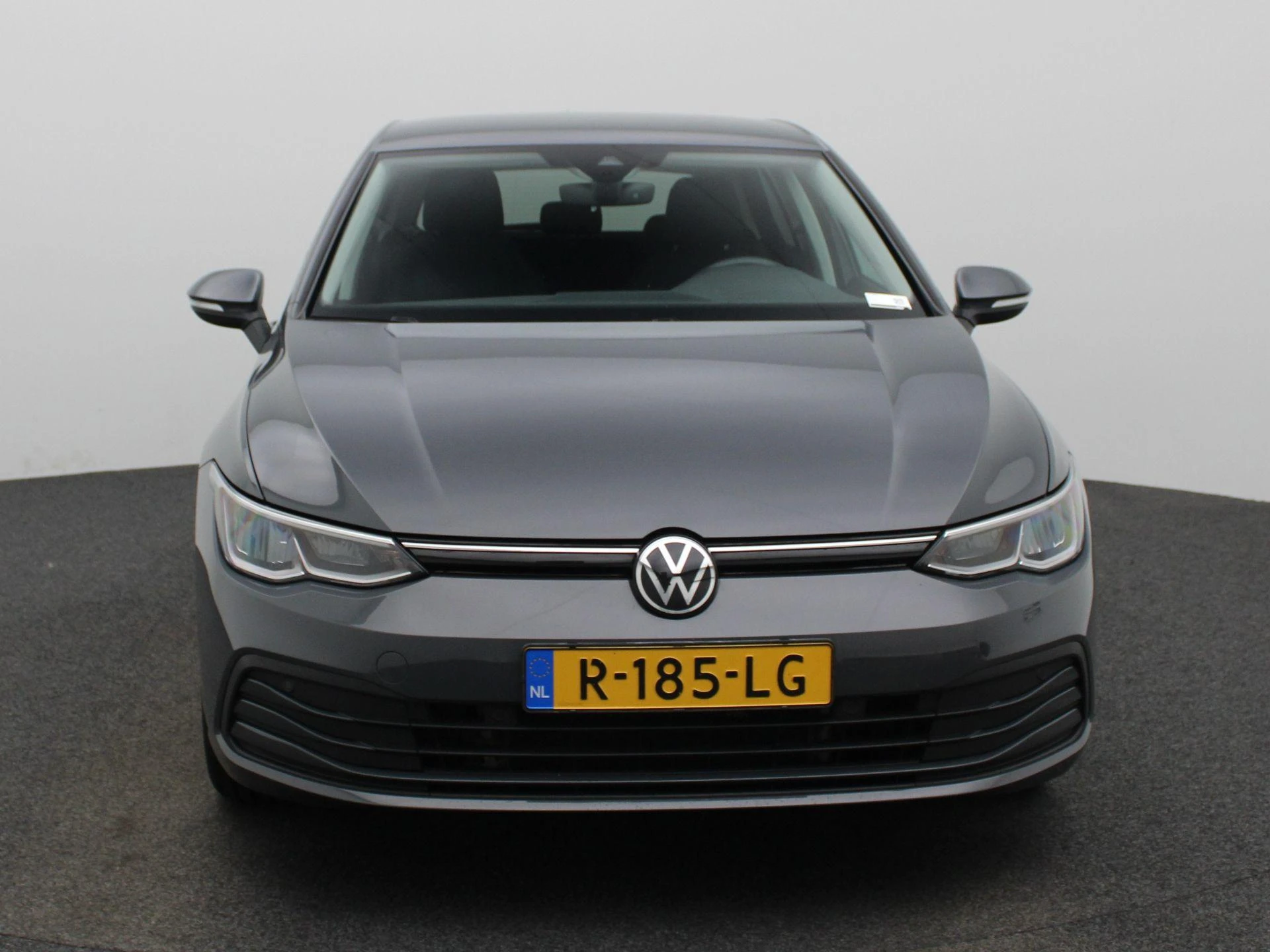 Volkswagen-Golf-image-2