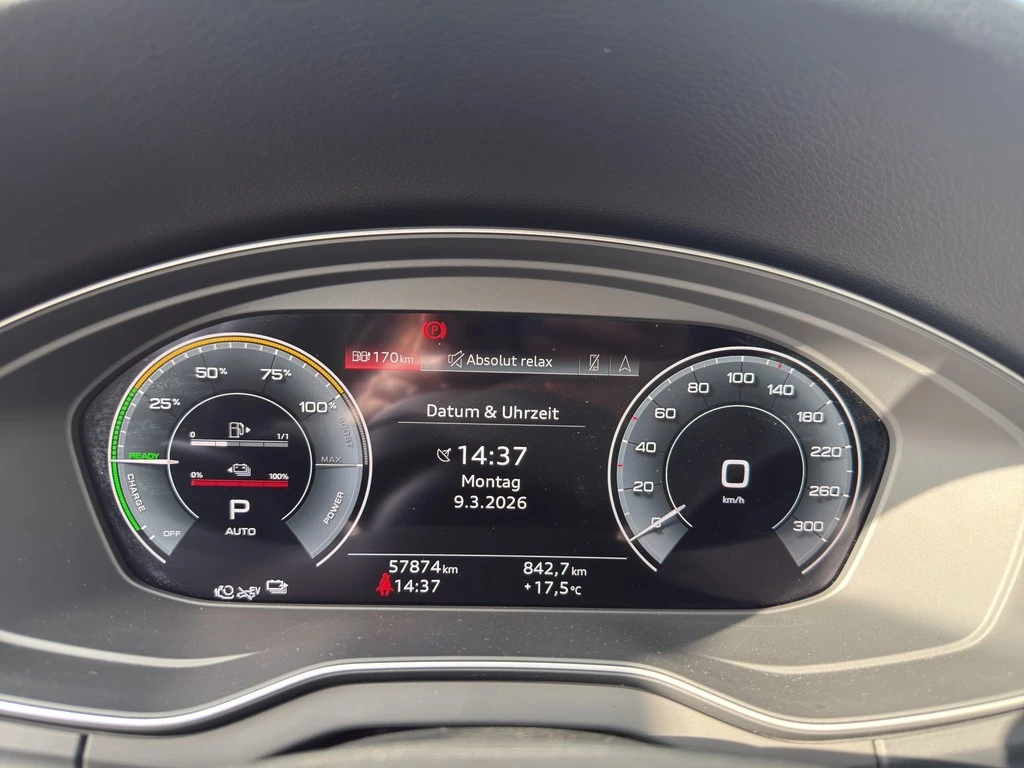 Audi Q5 50 TFSI E quattro *S-LINE-INTERIOR*AHK*ACC*KAMERA*