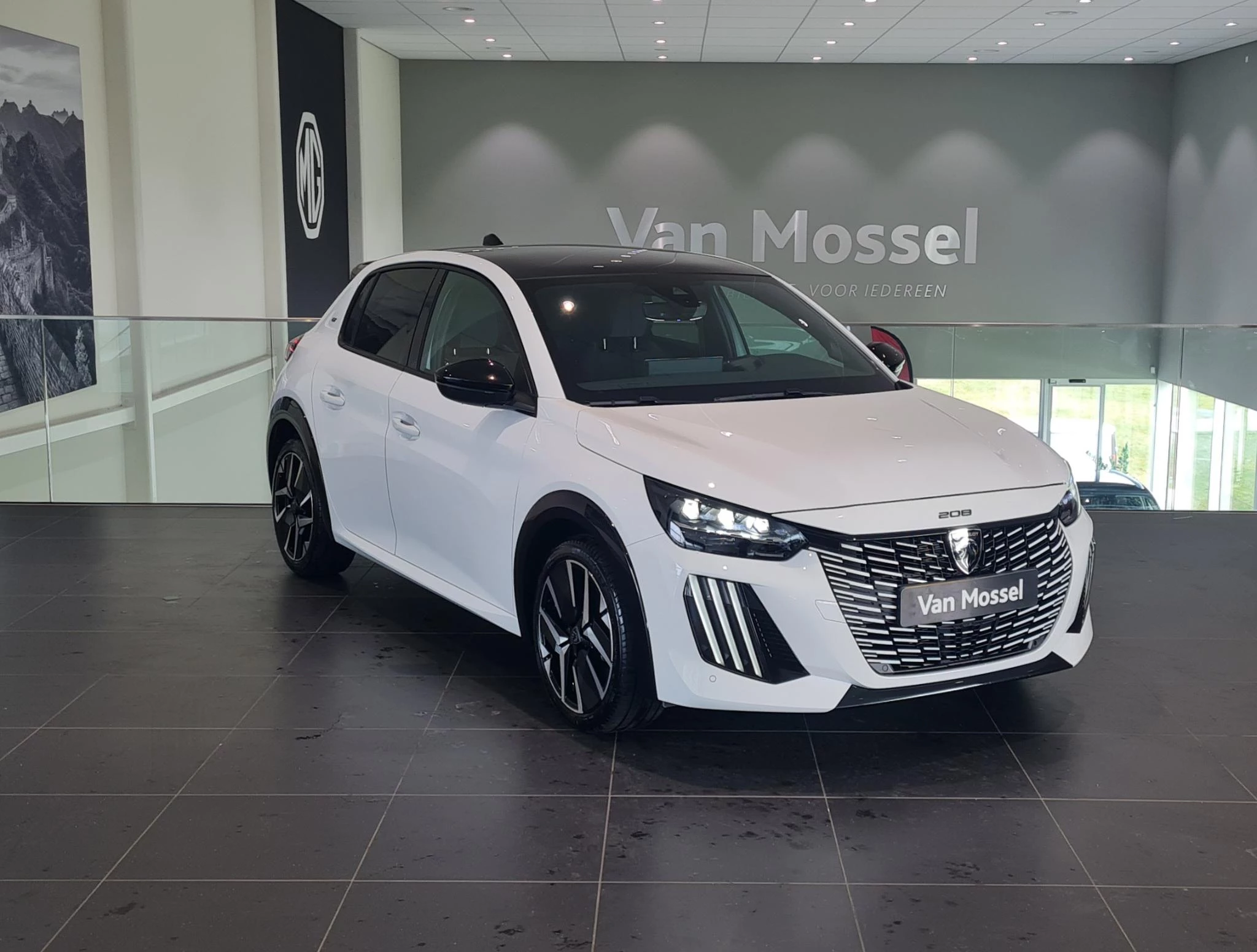 Peugeot 208 Hybrid 100 e-DCS6 GT