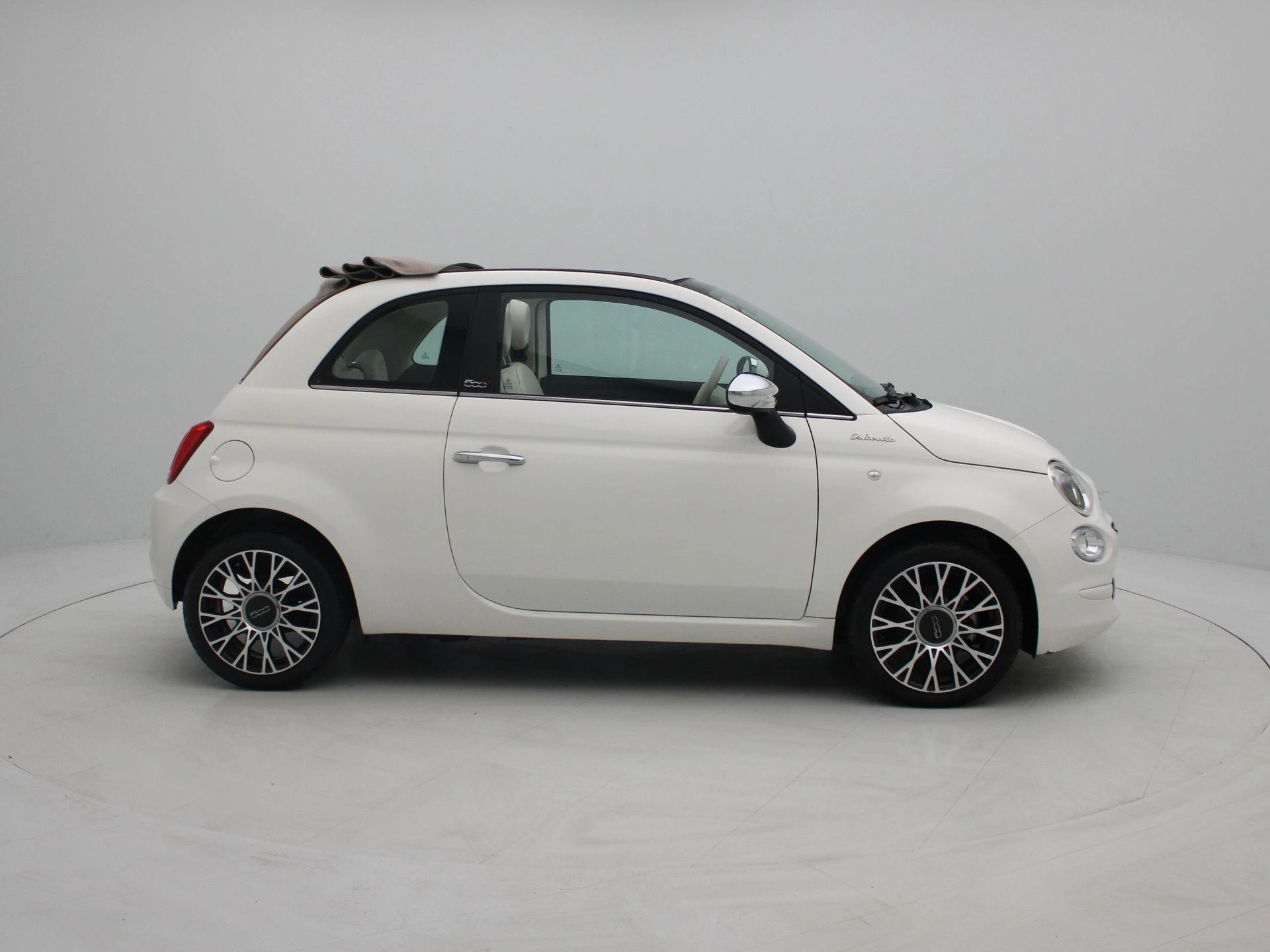Fiat-500C-image-5