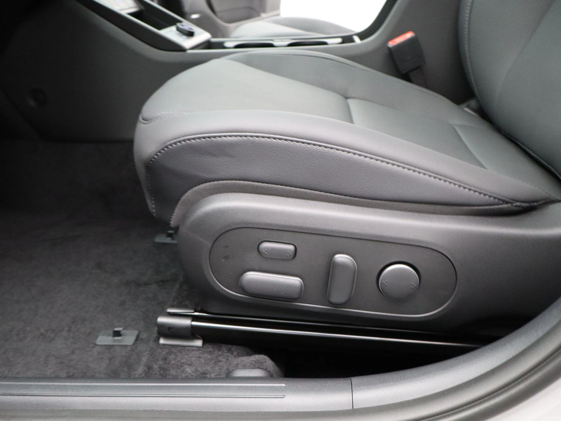 Hyundai-Kona-image-28