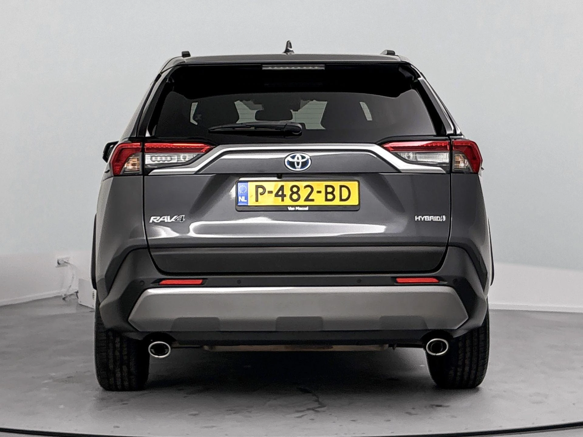 Toyota-RAV4-image-2