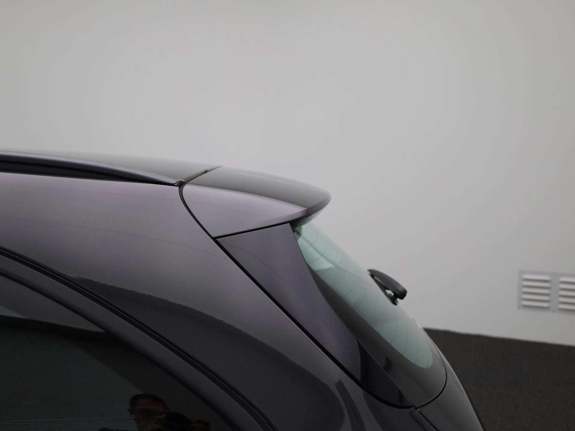 Mercedes-Benz-C-Klasse-image-44