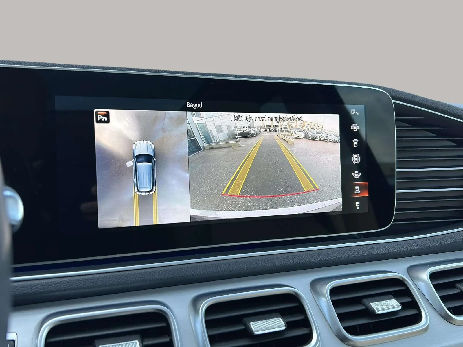 Mercedes-Benz-GLE-image-19