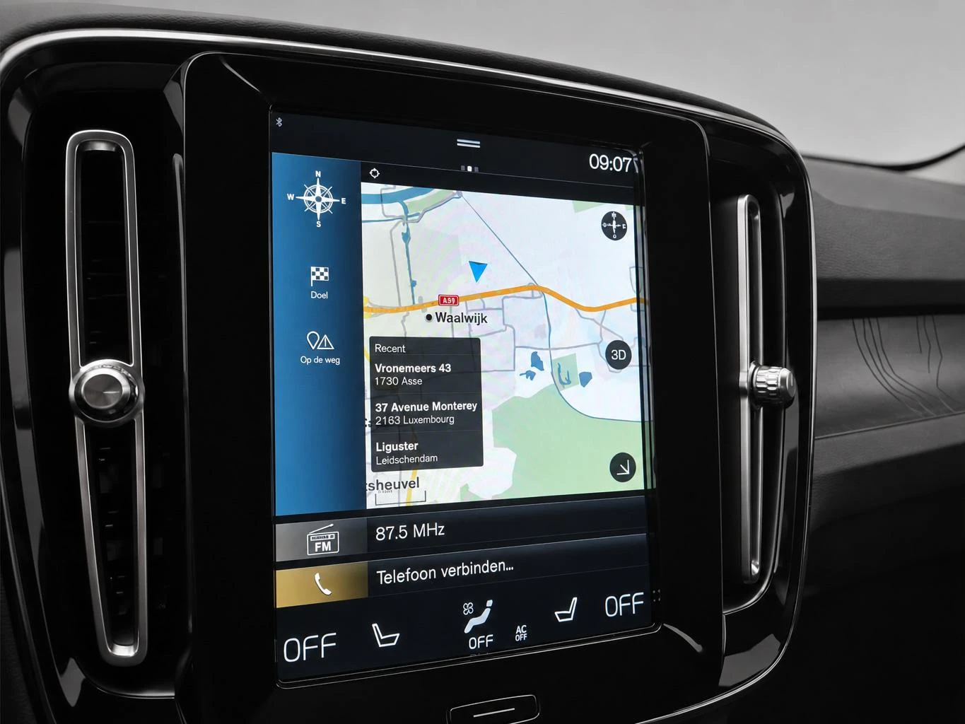 Volvo-XC40-image-15
