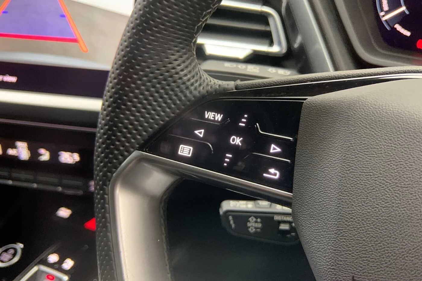Audi-Q4 e-tron-image-25