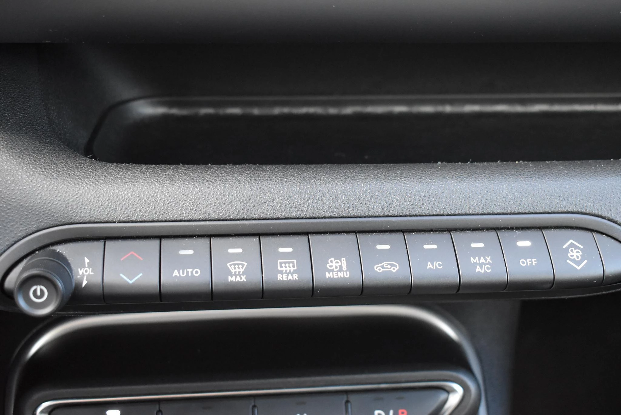 Jeep-Avenger-image-24