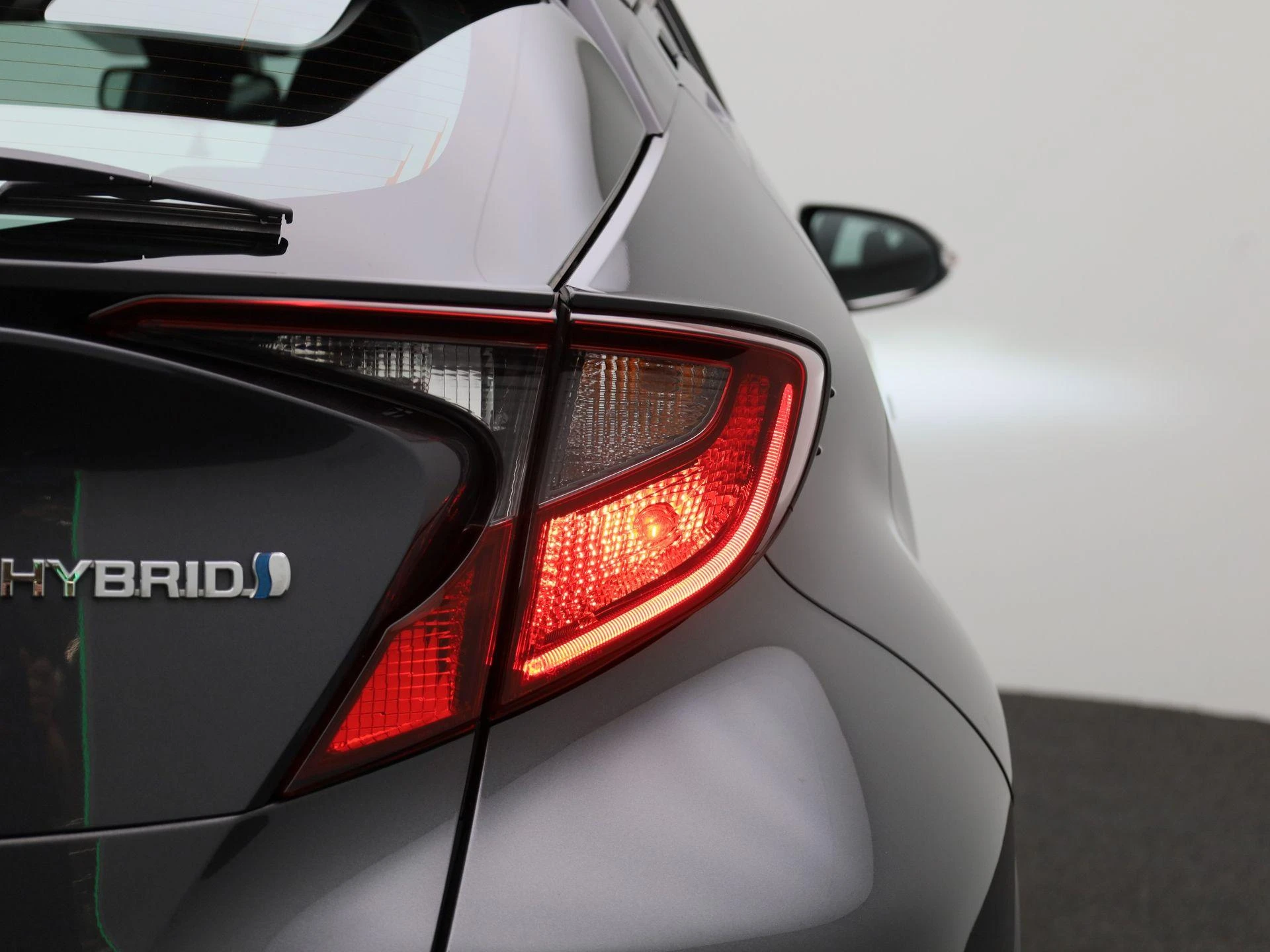 Toyota-C-HR-image-34