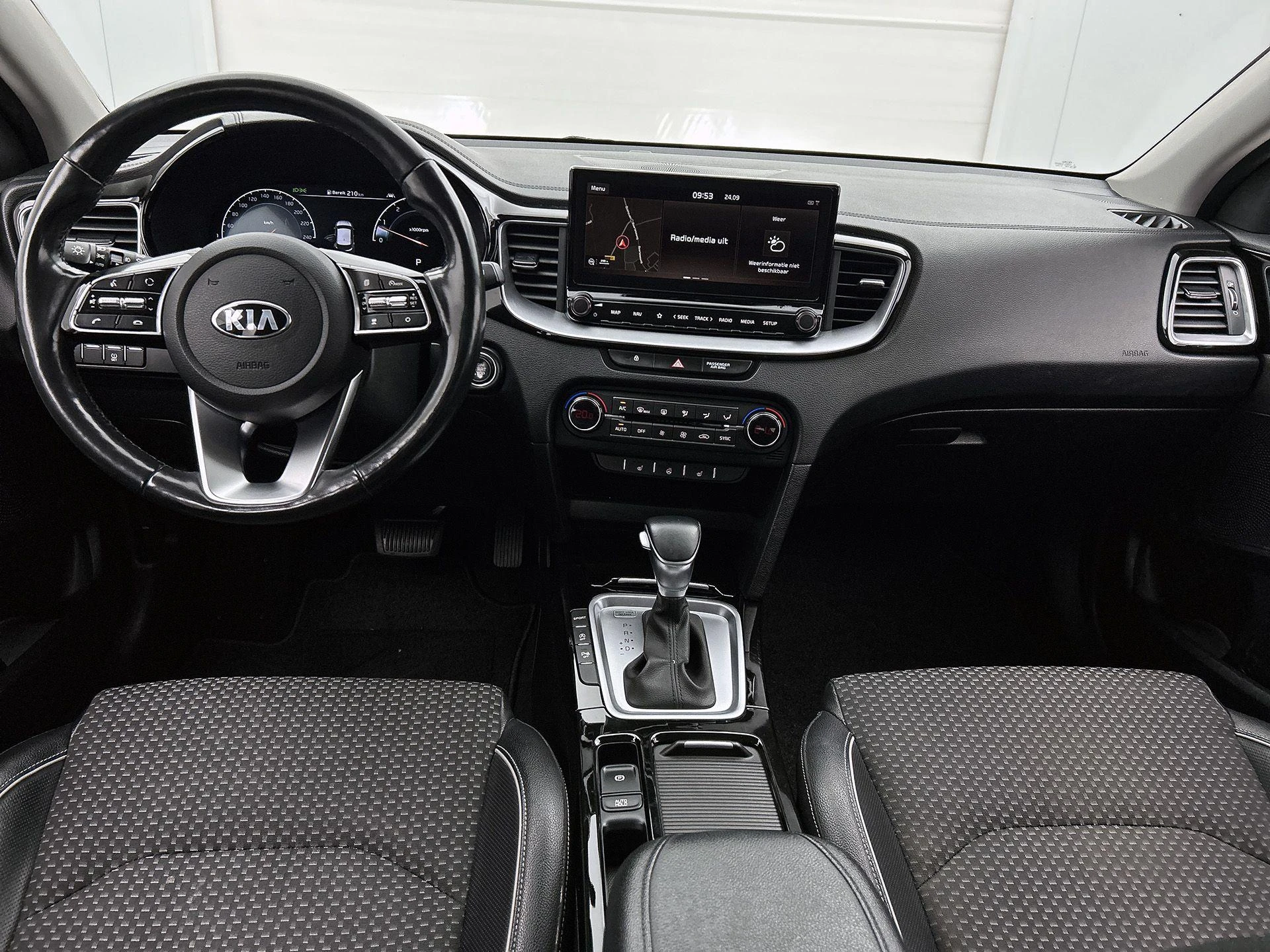 Kia-XCeed-image-21