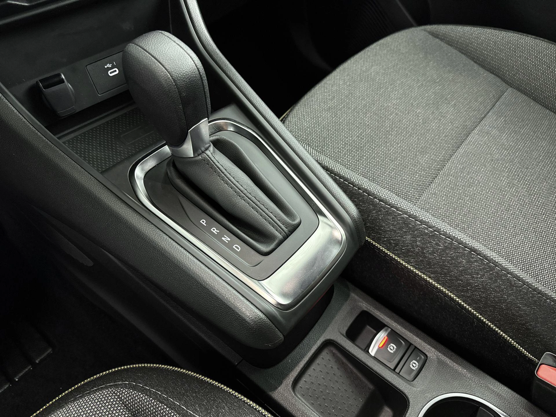 Renault-Captur-image-13