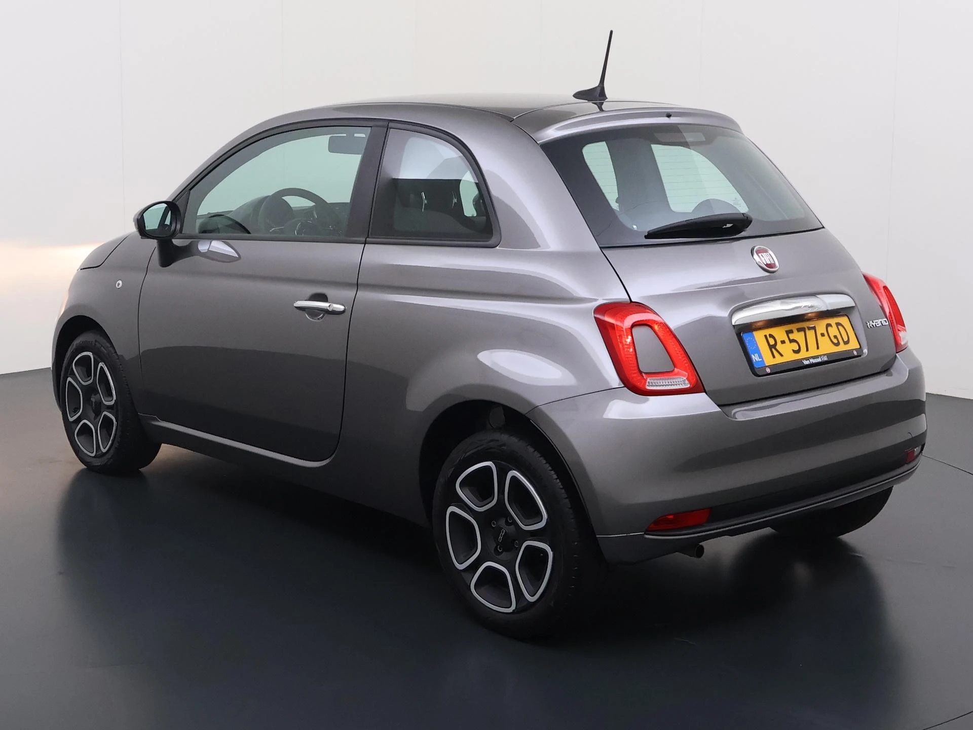 Fiat-500-image-1