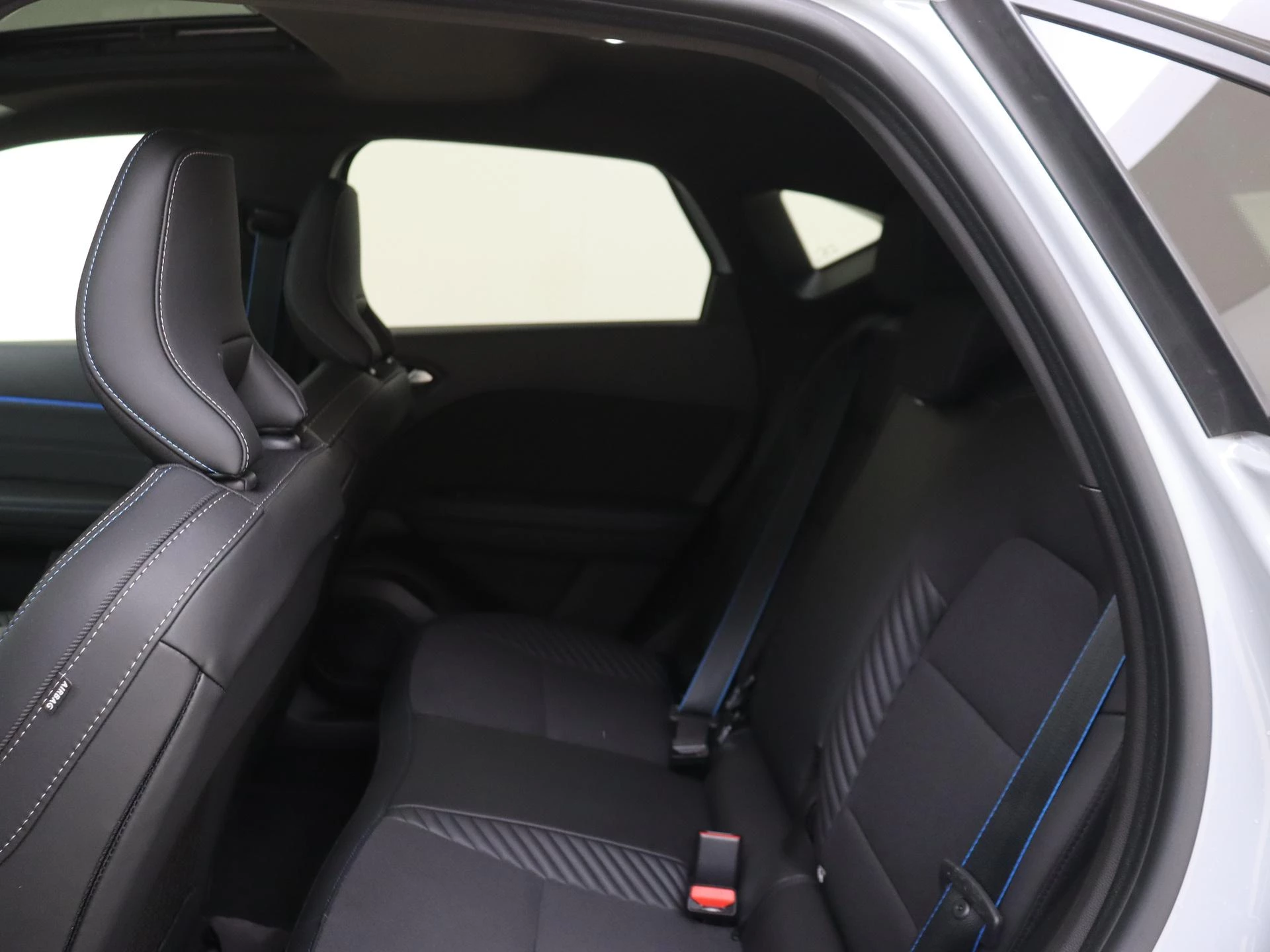 Renault-Captur-image-16