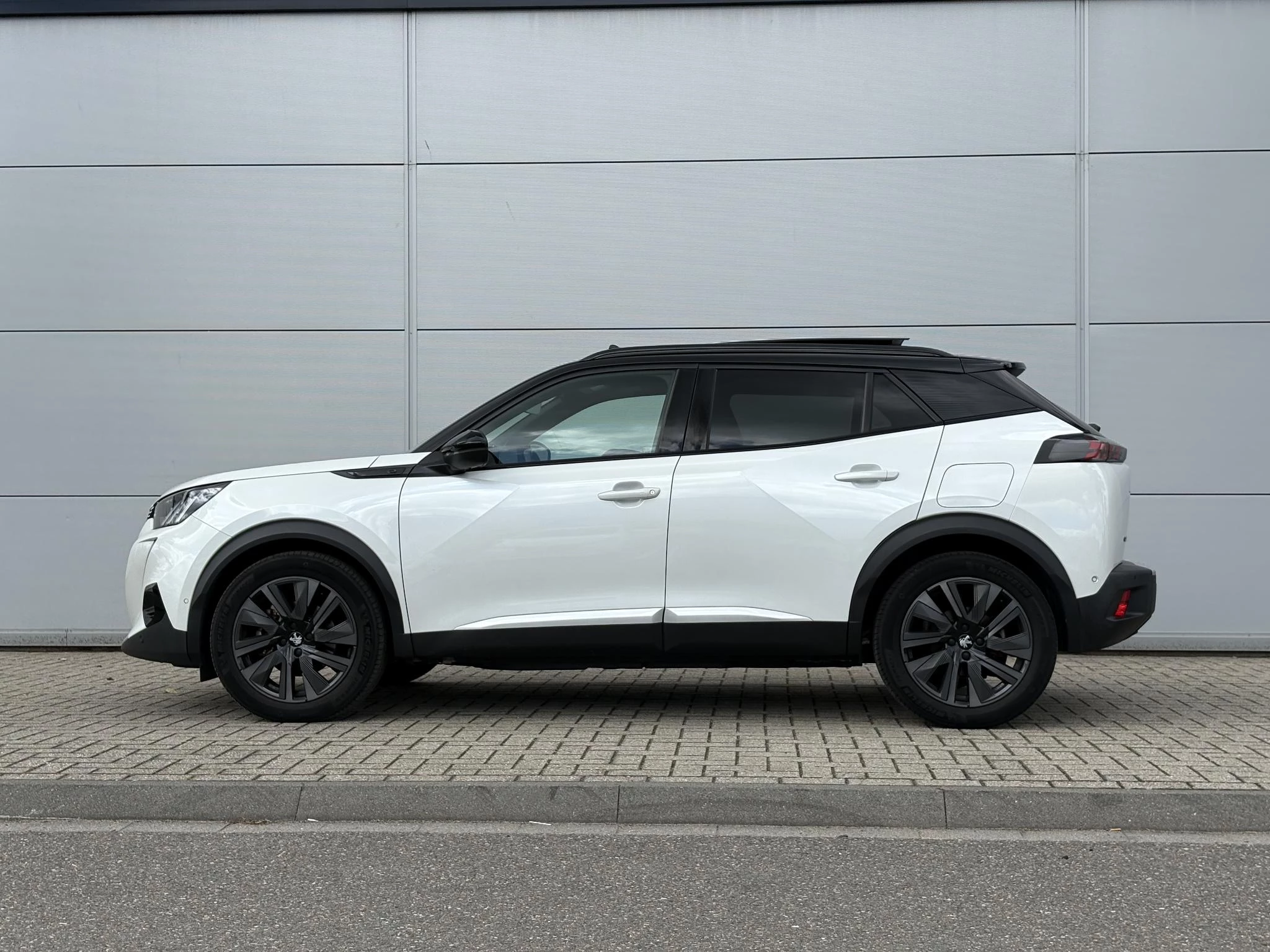 Peugeot e-2008 EV GT Pack 50 kWh