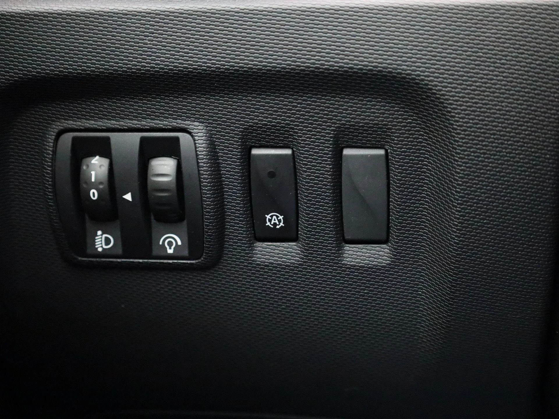 Renault-Captur-image-23