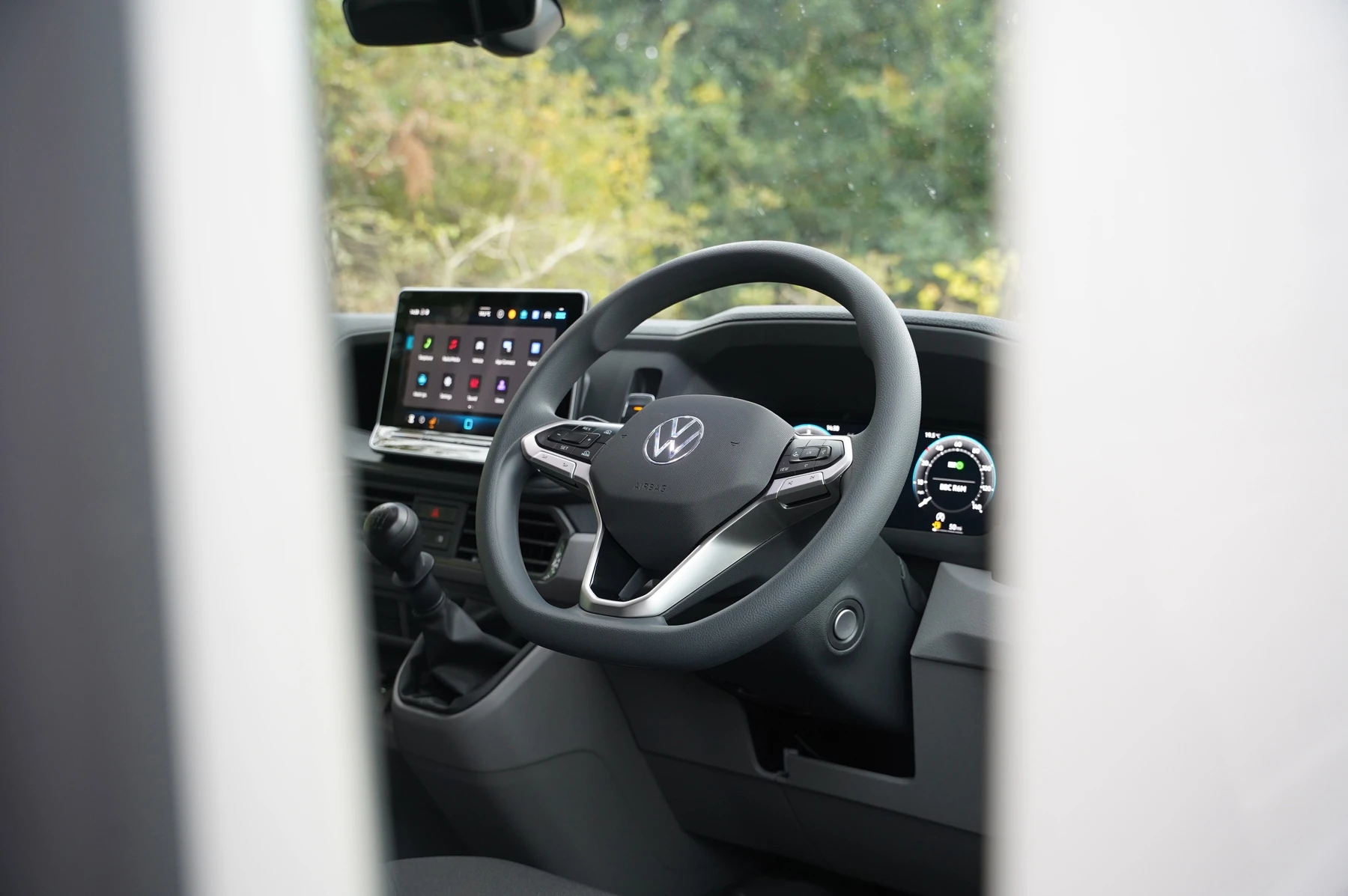 Volkswagen-Crafter-image-15