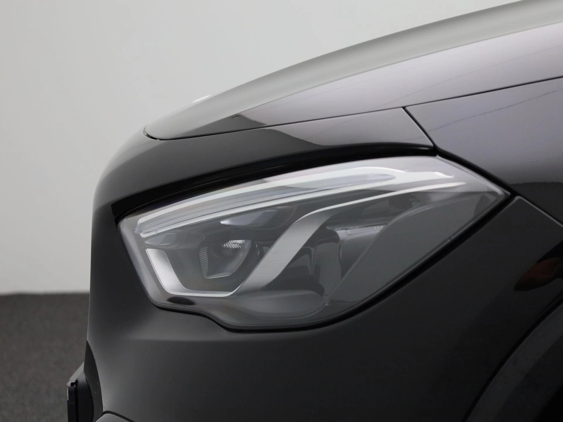 Mercedes-Benz-GLA-image-15