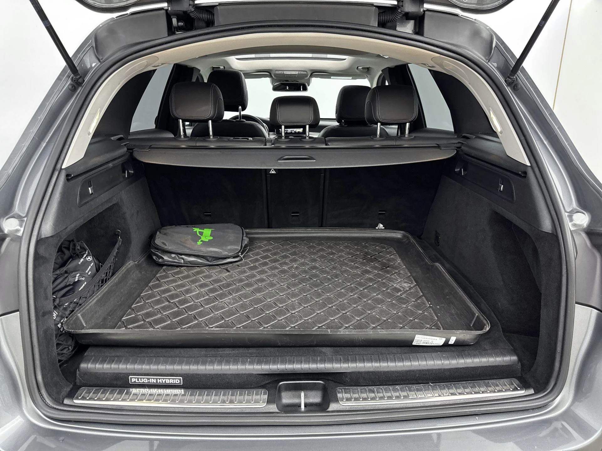 Mercedes-Benz-GLC-image-20