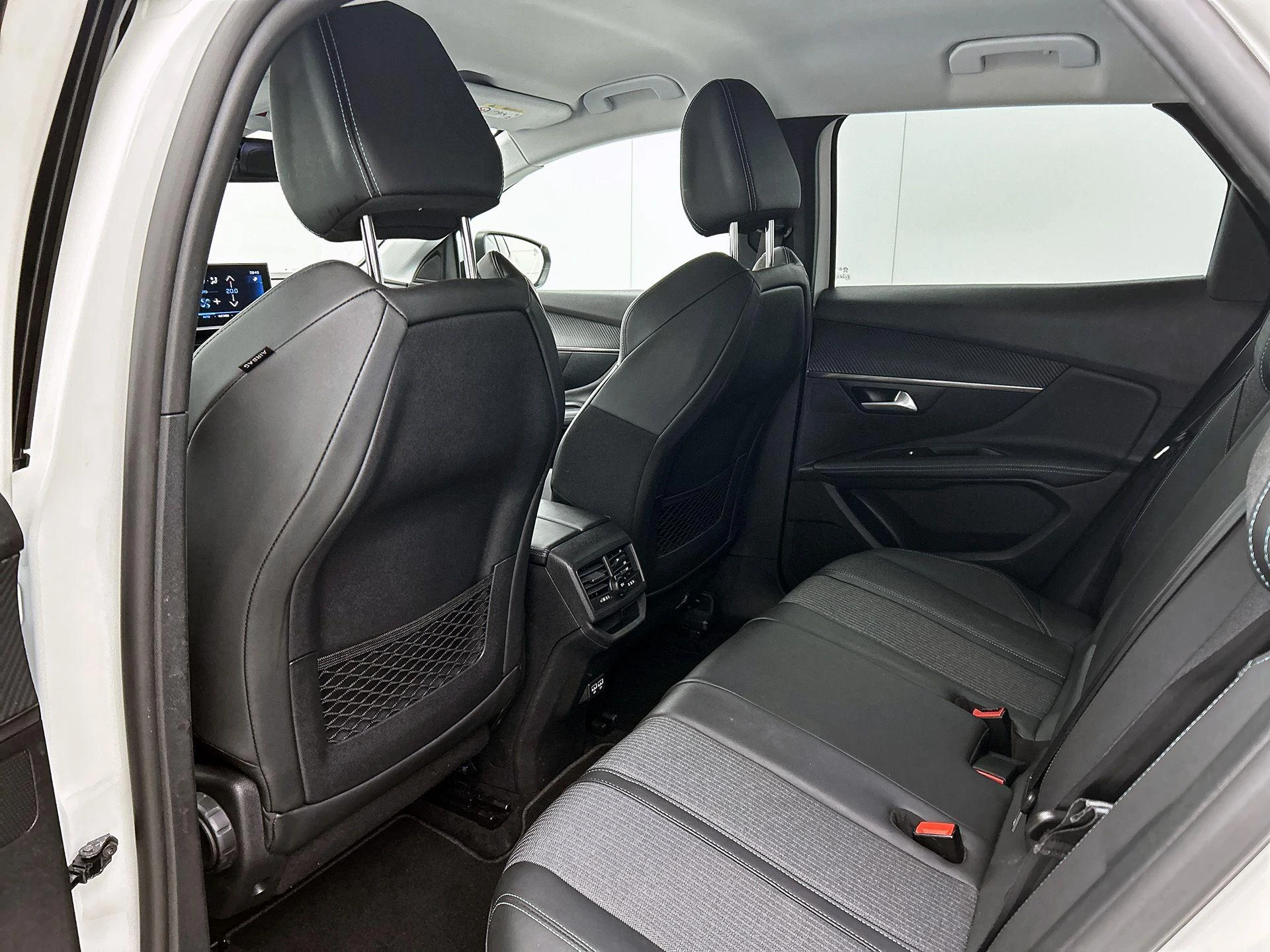 Peugeot-3008-image-26