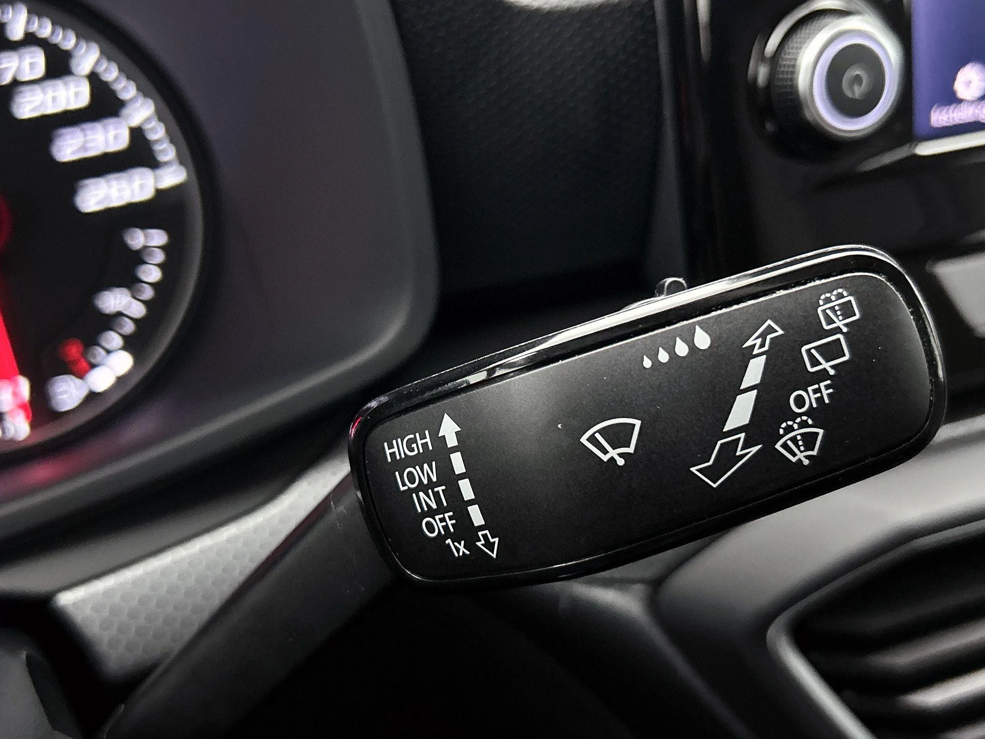 SEAT-Leon-image-7