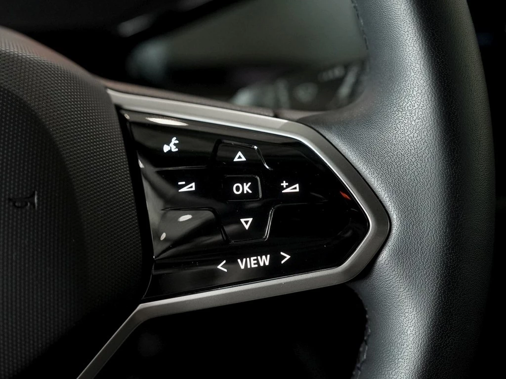 Volkswagen ID.3 Pro electric 150kw *Wärmepumpe*Panorama*Area View* Head-up*IQ-Light*Navi*Travel Assist*uvm...